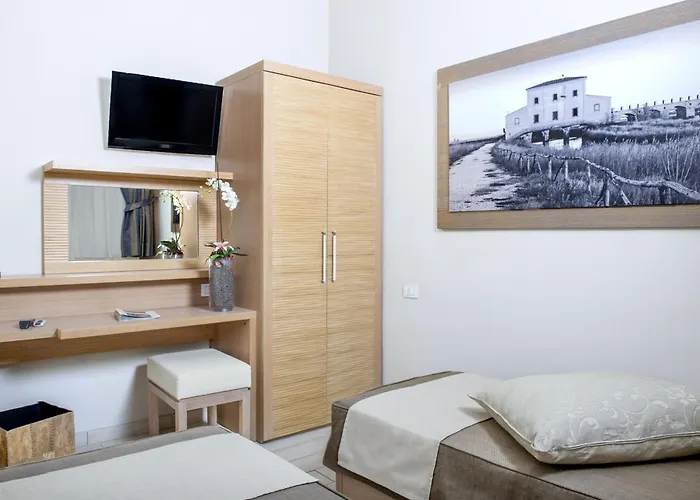 Hotel C'era Volta 2*